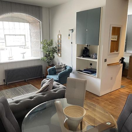 Cozy Coastal Apartment Plymouth Buitenkant foto