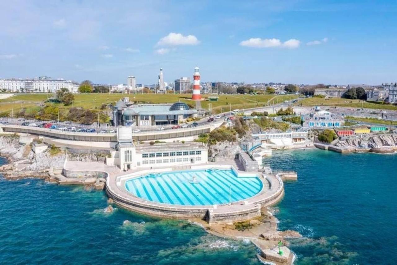 Cozy Coastal Apartment Plymouth Buitenkant foto